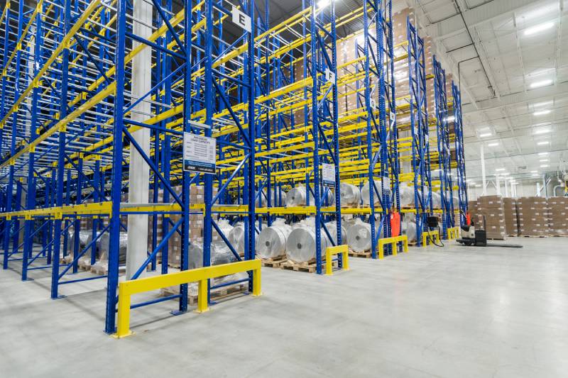 Single-deep racking installed by the team at MSK Canada.