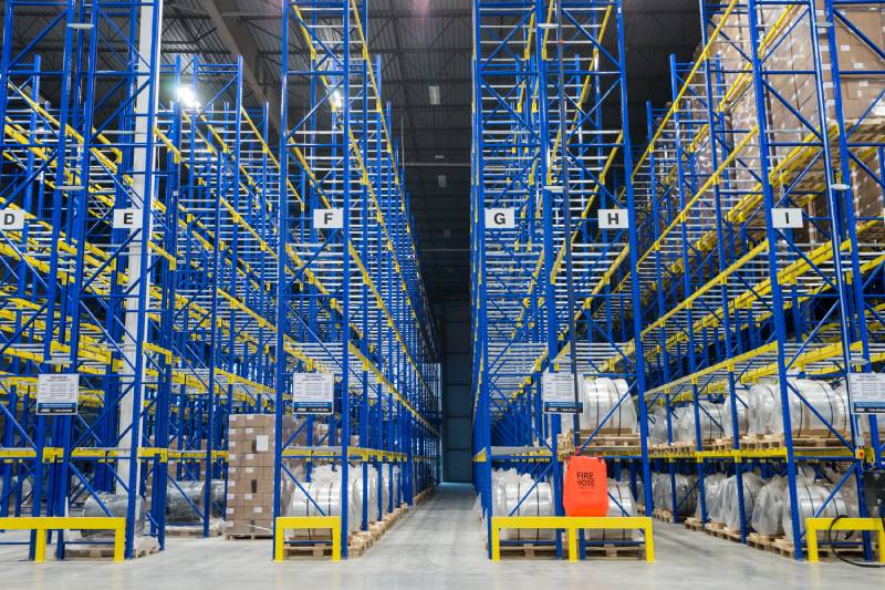 Single-deep racking installed by the team at MSK Canada.